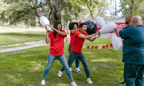 How to Celebrate Memorial Day at Work – 25 Ways to Honor, Connect & Celebrate